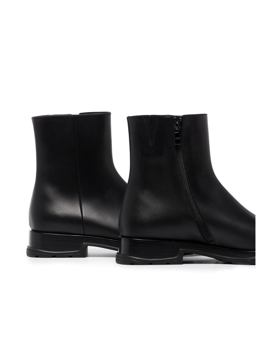 Alexander Mcqueen Zip-up Ankle Boots In Black