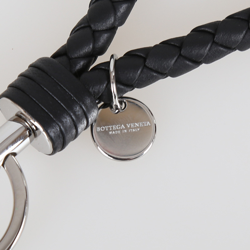 Bottega Veneta Interlaced Leather Keyring In Black