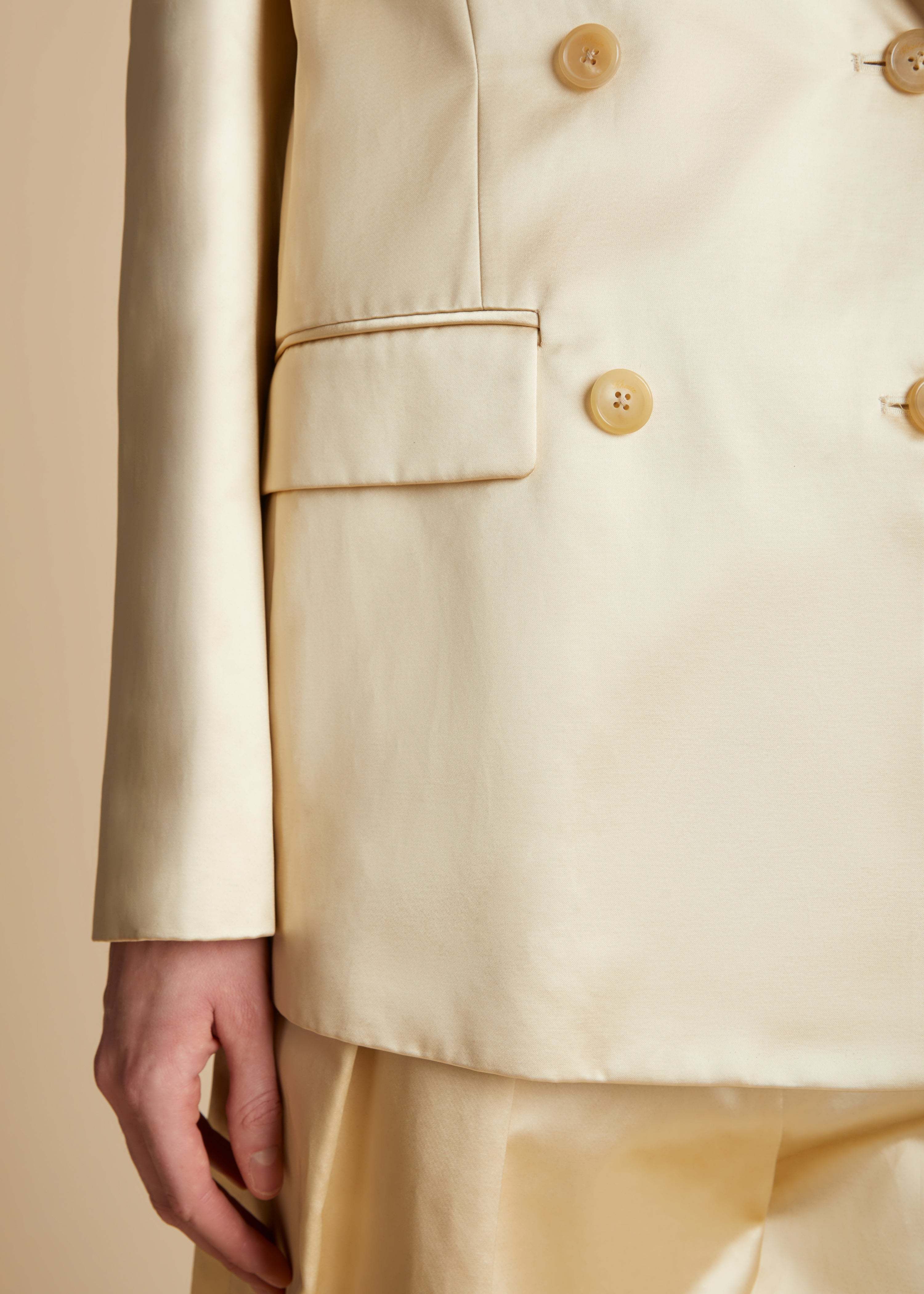 Khaite Nathan Satin Double-breasted Blazer In Nude