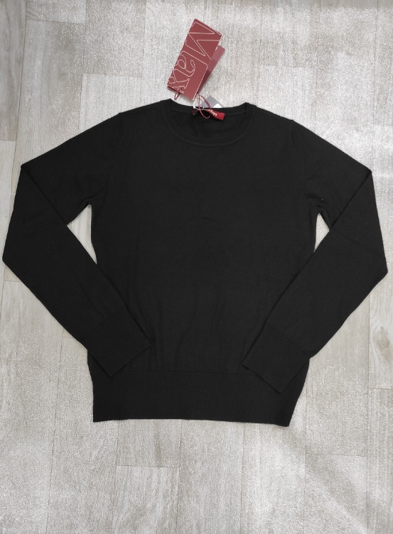 Max Mara Round-neck Pullover In Black