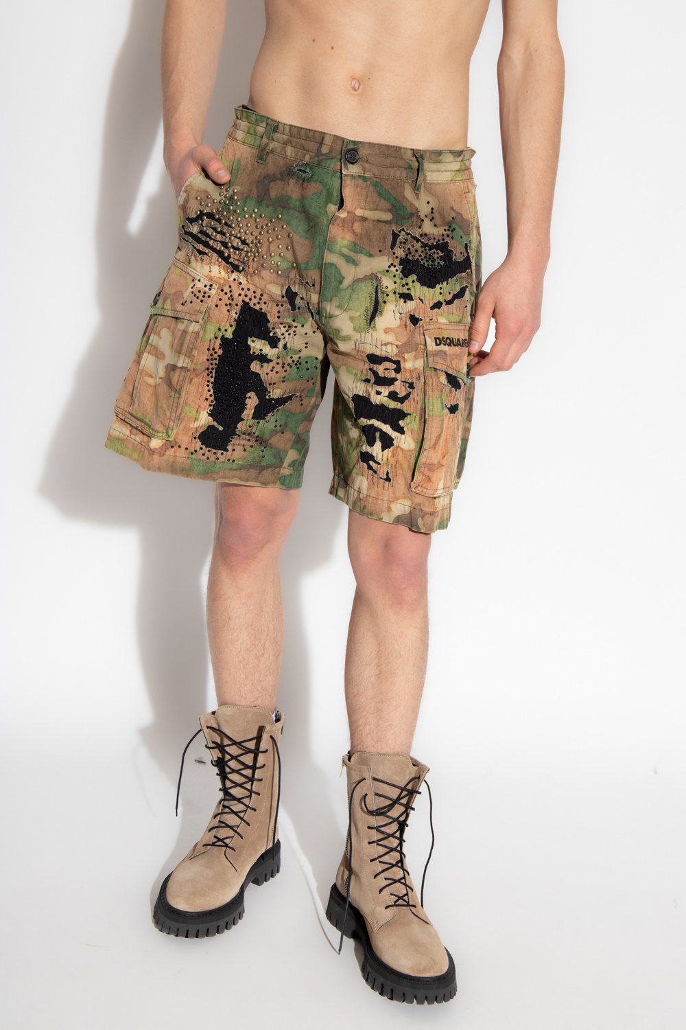 DSQUARED2 LOGO-PRINT DISTRESSED SHORTS