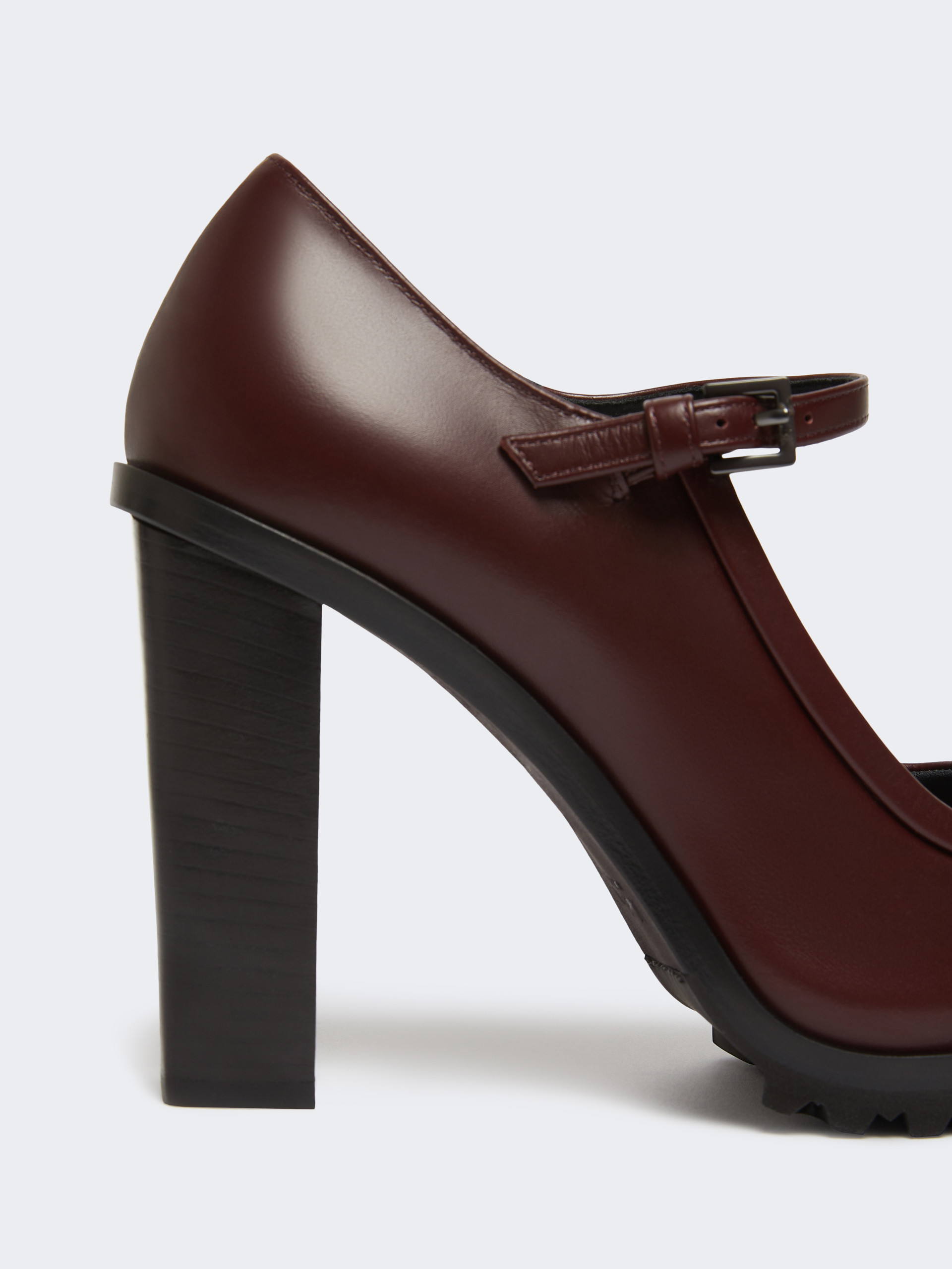 Max Mara Mary Janes In Leather In Brown