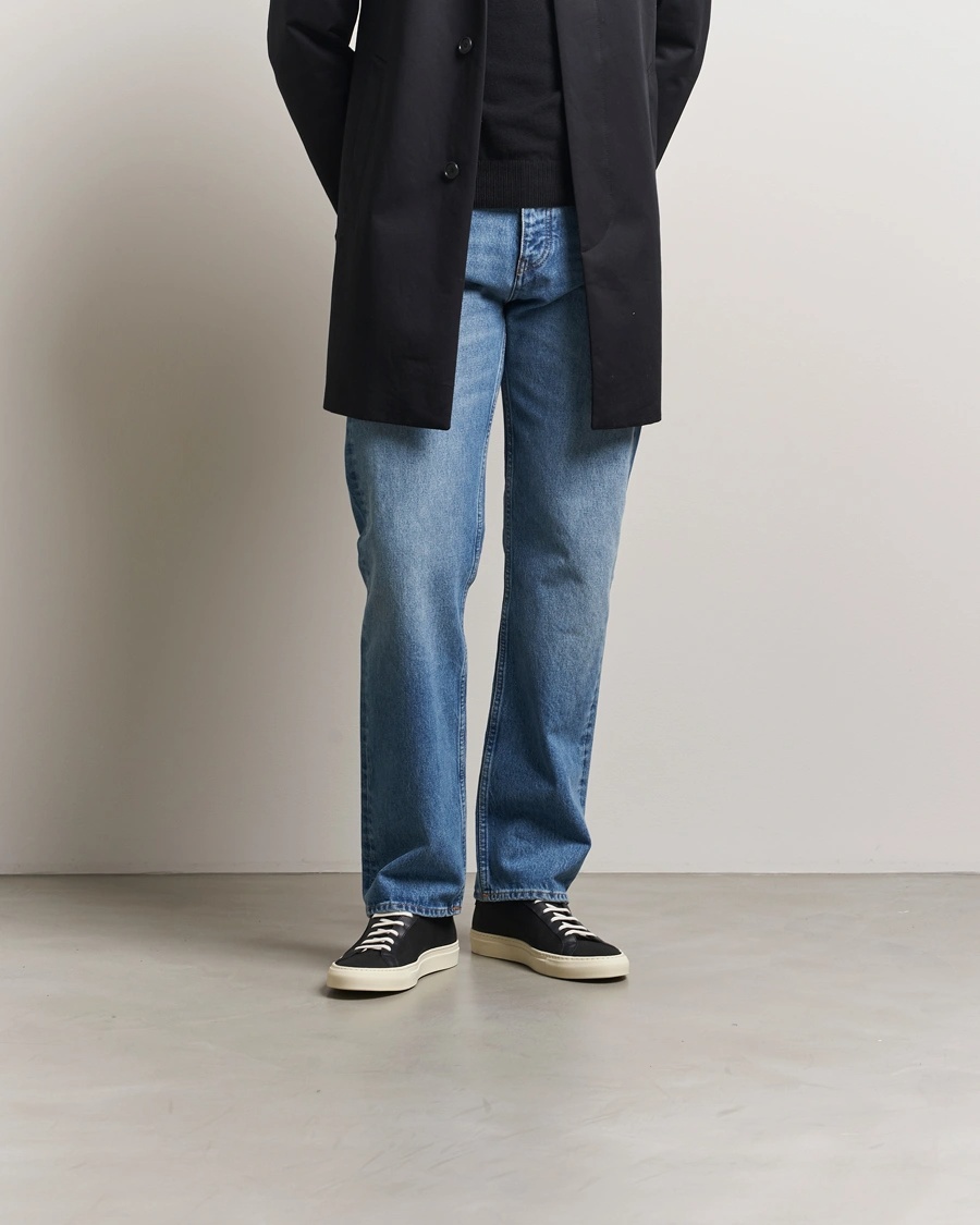 COMMON PROJECTS ACHILLES SNEAKERS