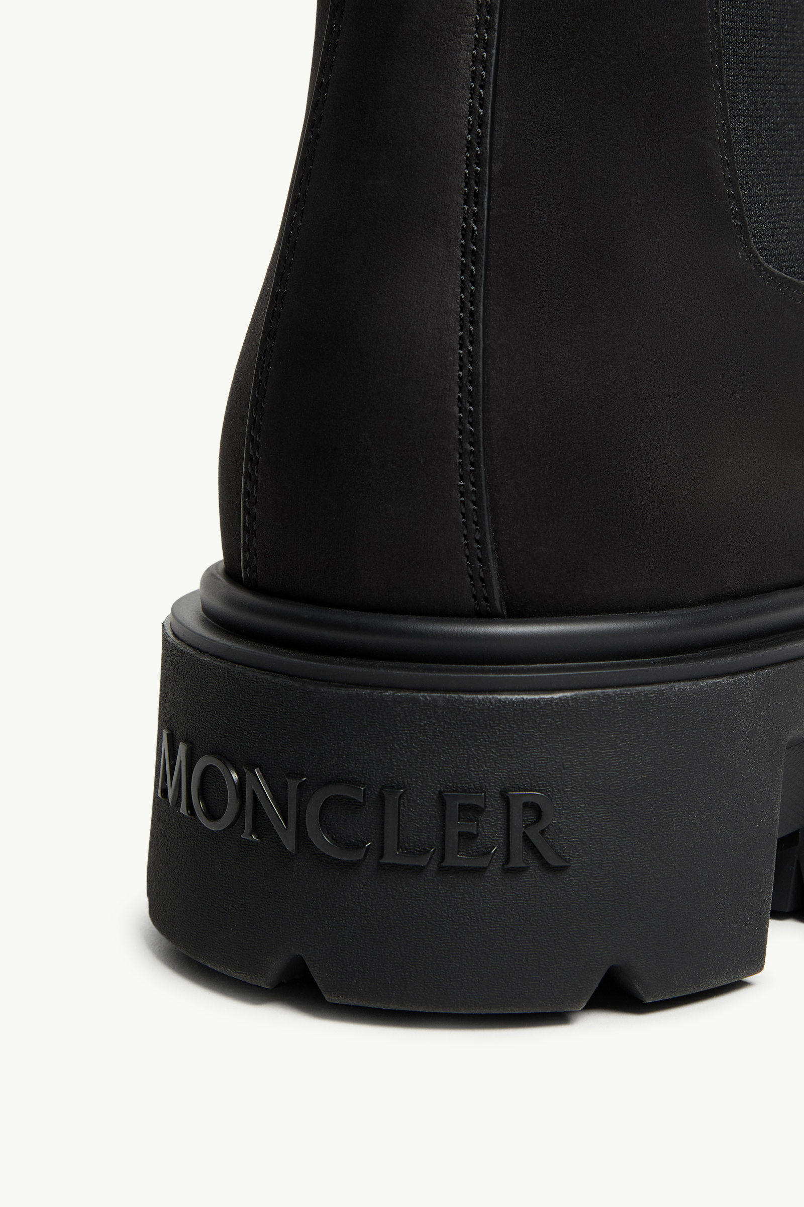 Moncler Peak City Nubuck Chelsea Boots In Black