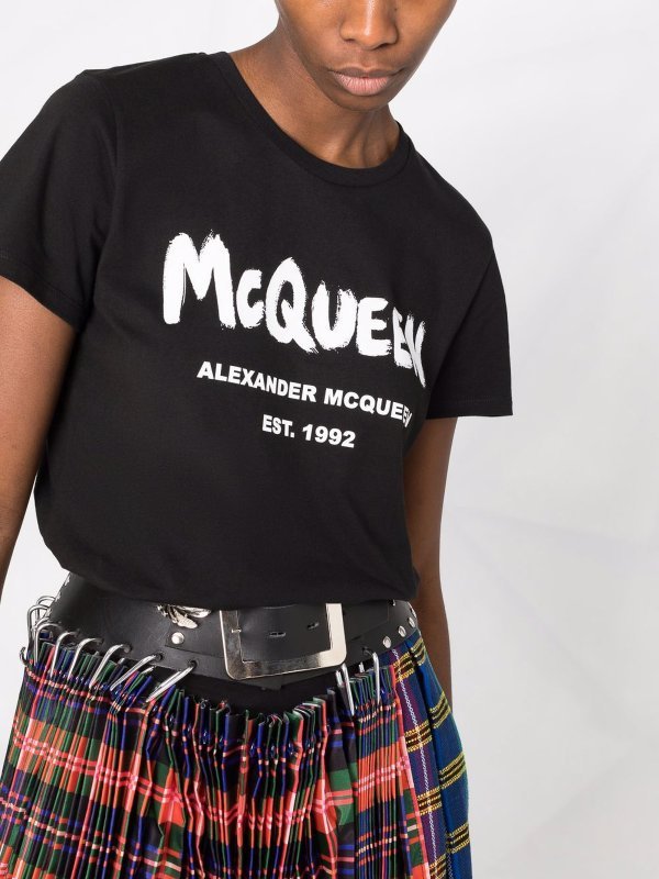 Mcq By Alexander Mcqueen Logo-print T-shirt In Black