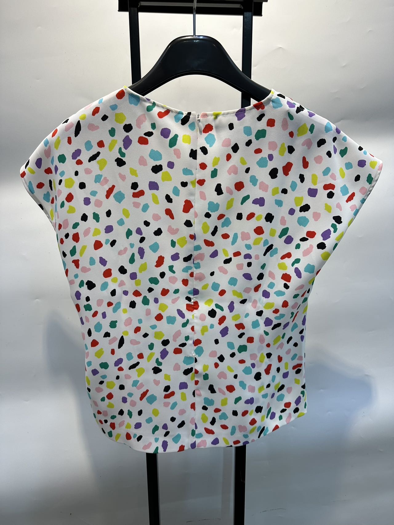 Moschino Wave Spot T-shirt In Gray