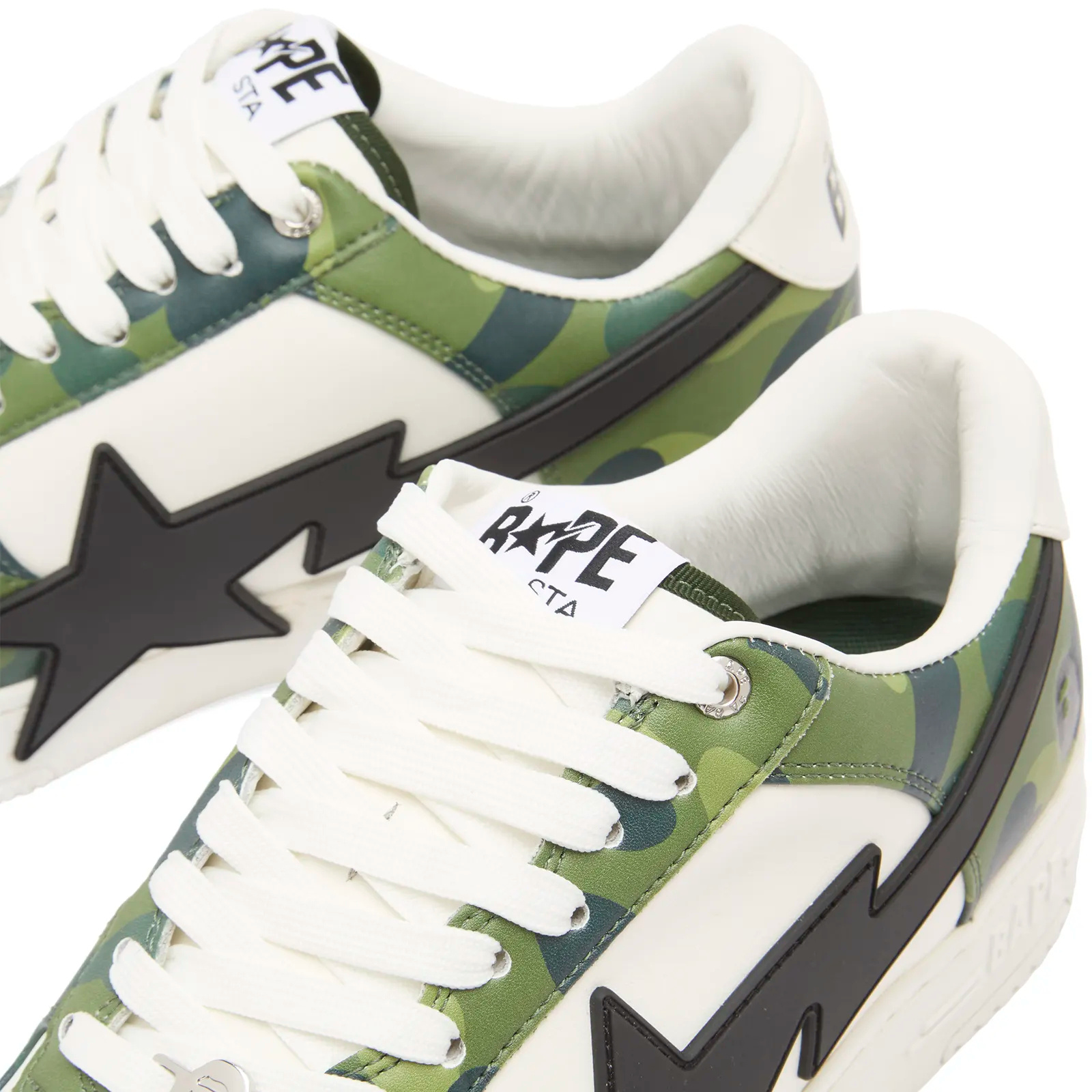 A Bathing Ape Round Toe Sneakers In Green