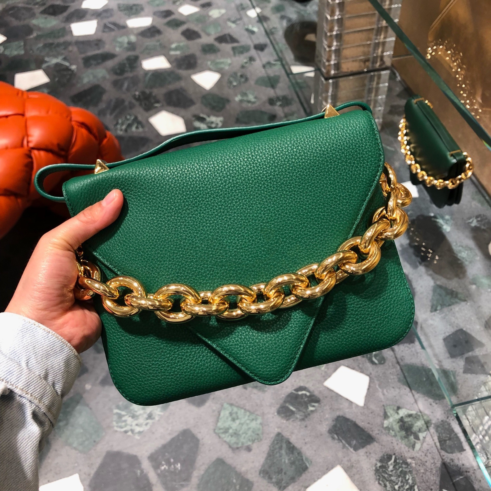 Bottega Veneta Beak Chain Tote Bag In Green