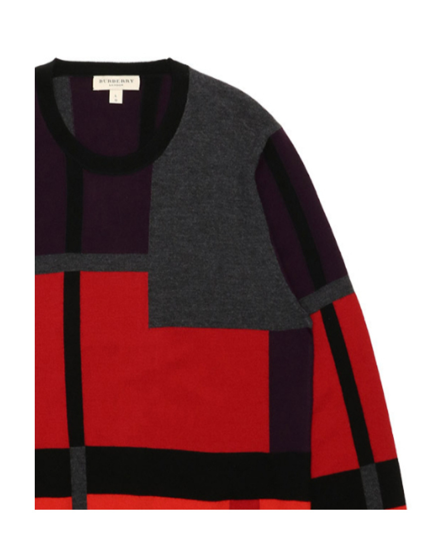 Burberry Color Matching Sweater In Black