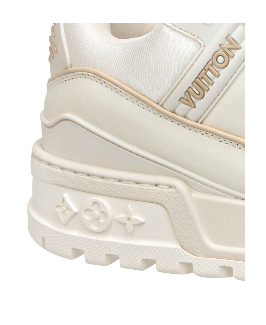 Pre-owned Louis Vuitton Trainer Maxi Logo Low-cut Casual Sneakers In White