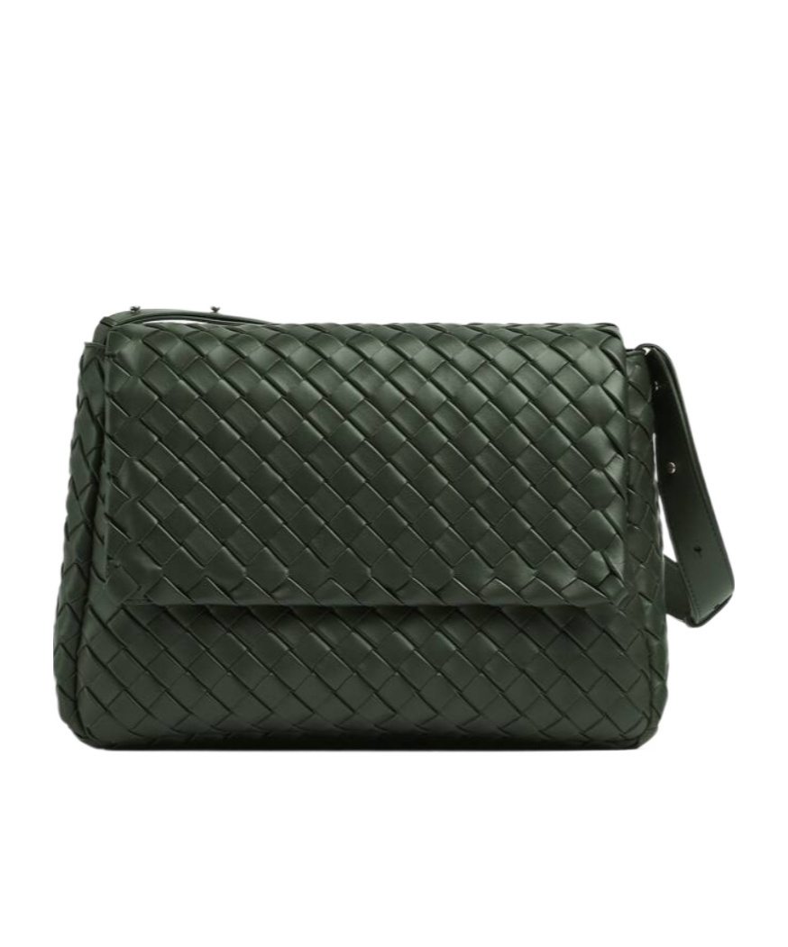 Bottega Veneta Large Cobble Messenger Bag In Black