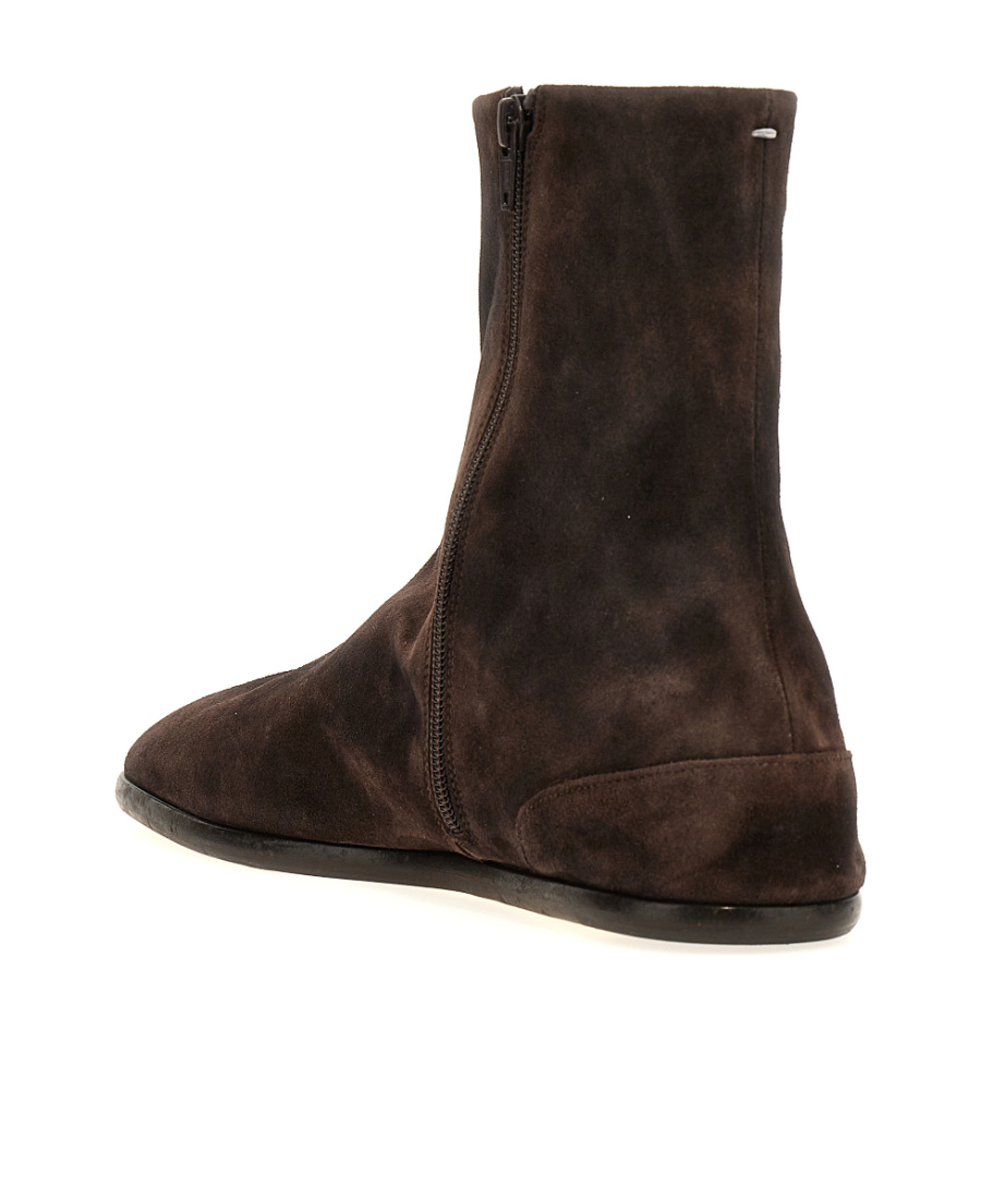 Maison Margiela Tabi Flat Suede Boots In Black