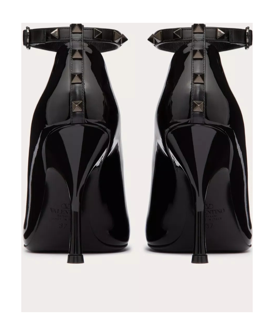 Valentino Rockstud Pointed High Heels In Black