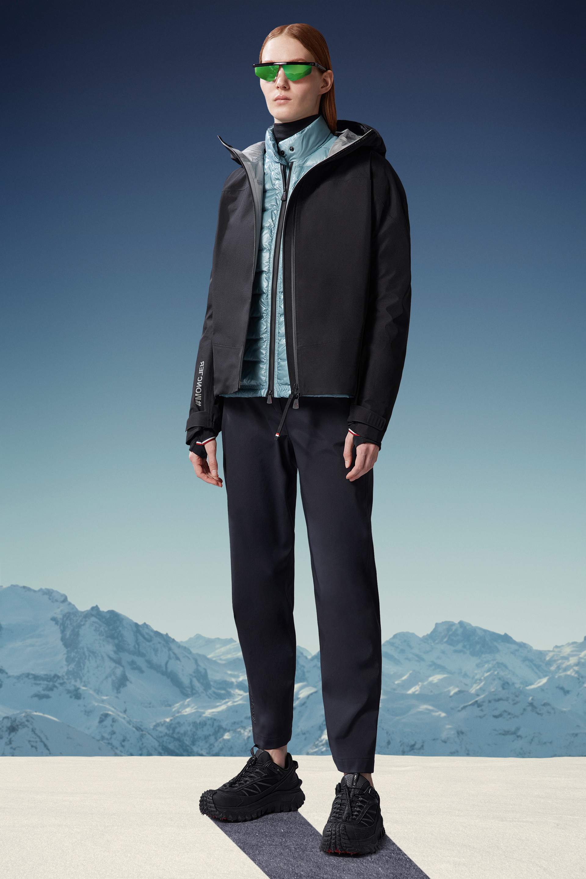 Moncler Waterproof Windstopper Straight-leg Trousers In Black