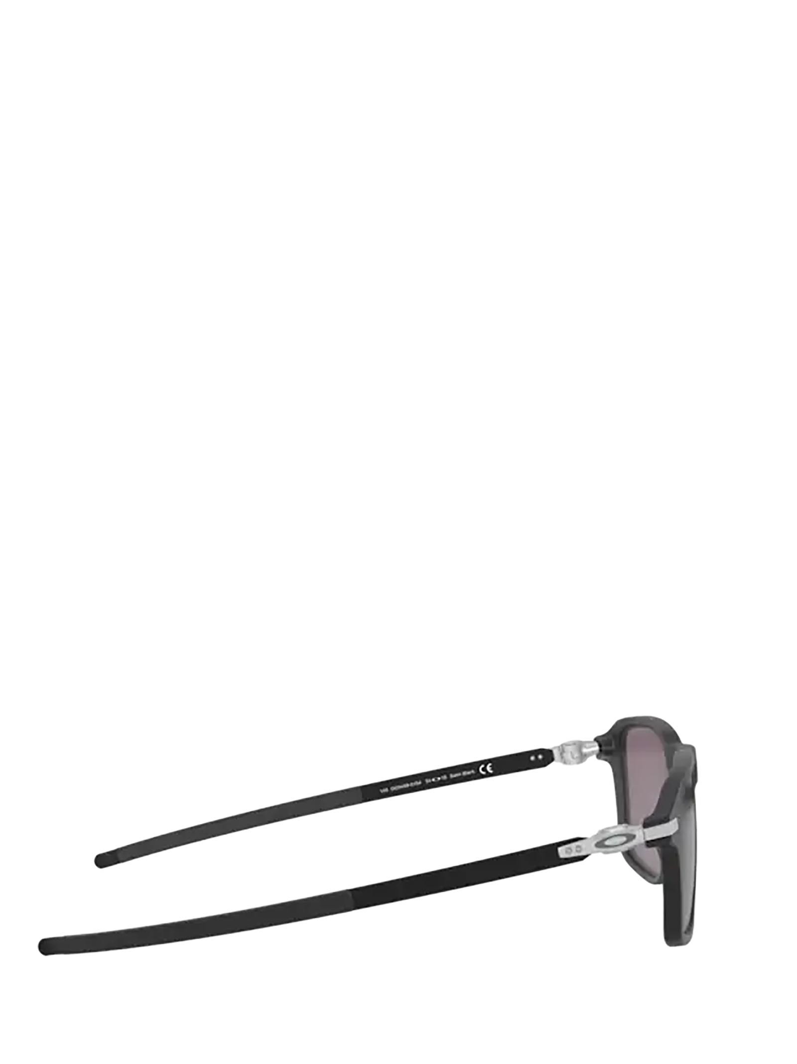 Oakley Square Frame Full-frame Sunglasses In Gray
