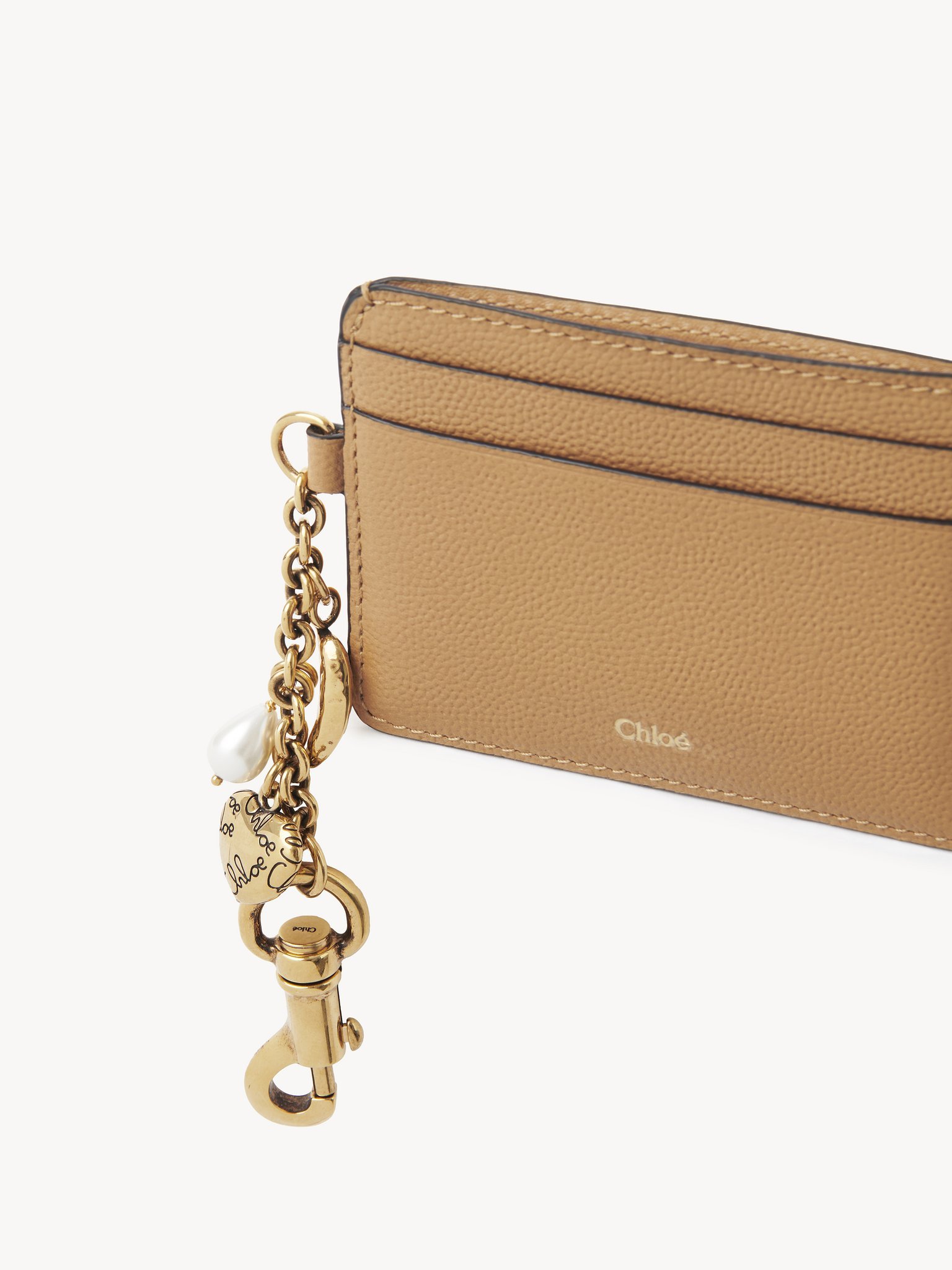 Chloé Charms Card Holder In Grained Leather In Brown