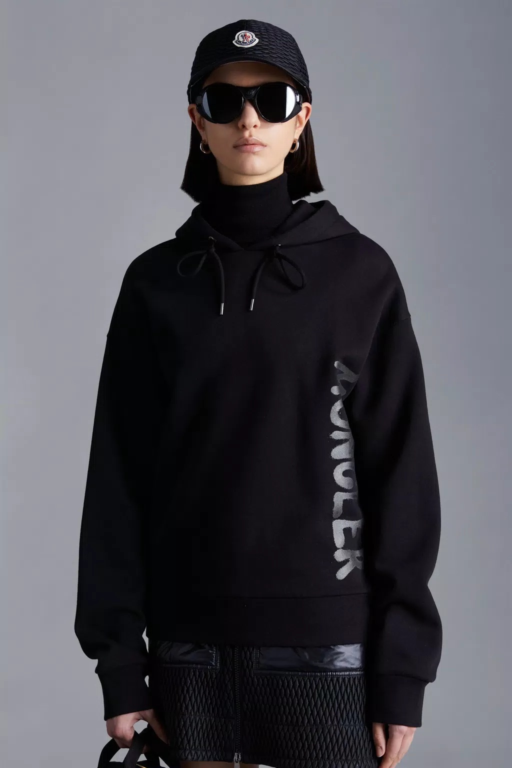 Moncler Logo-print Hoodie In Black