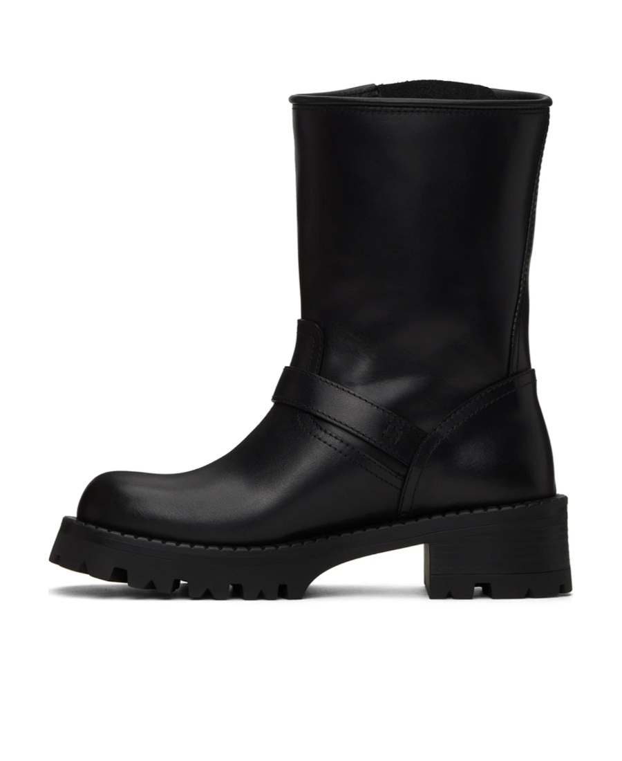 Versace Medusa-embossed Leather Boots In Black