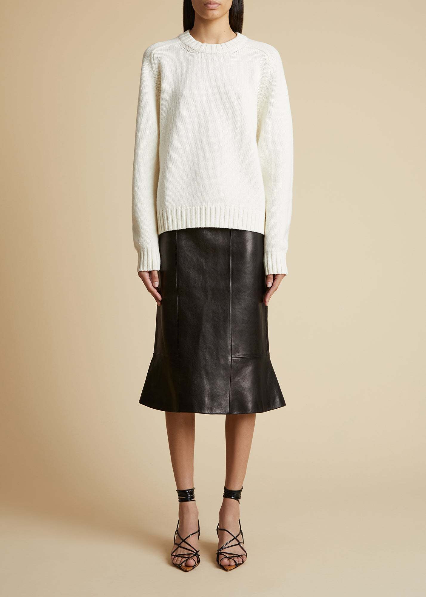 Khaite Long-sleeved Crewneck Jumper In White
