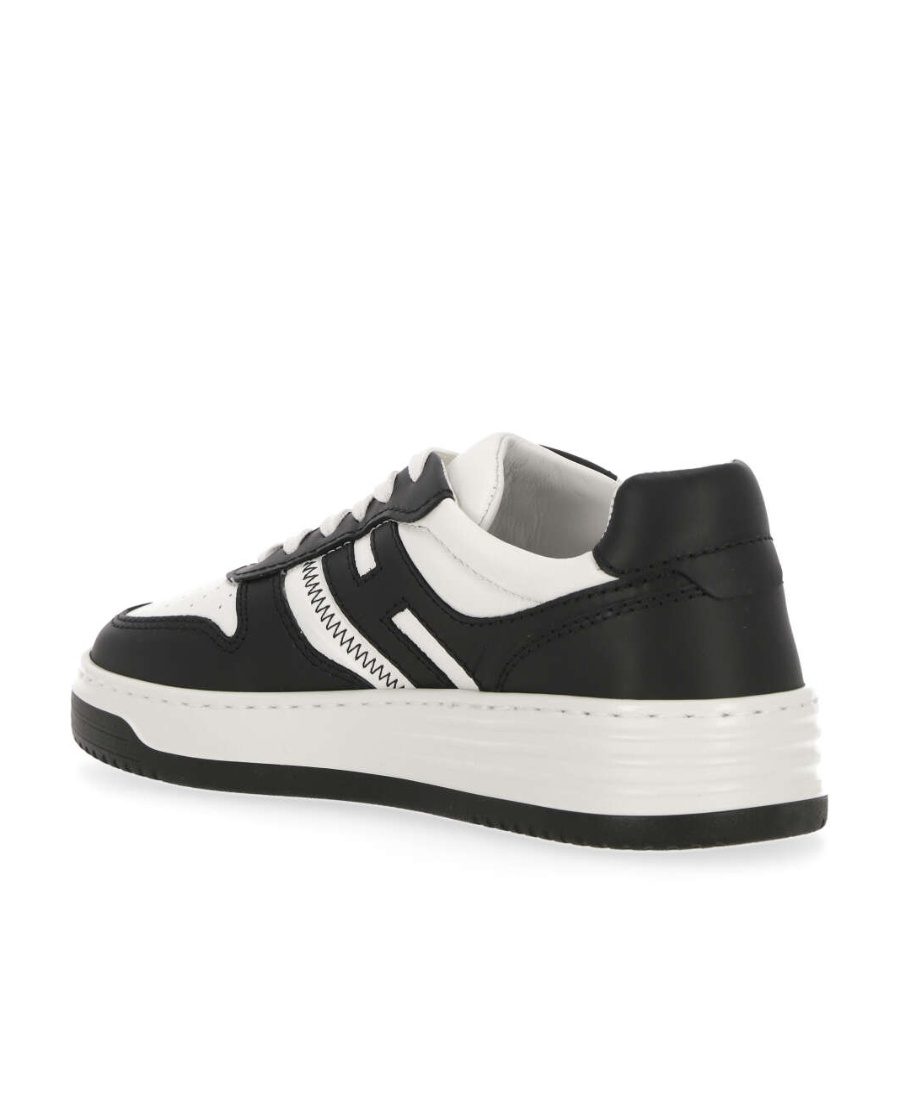 Hogan H630 Sneakers With Rubber Sole And Perforated Detailing In Black