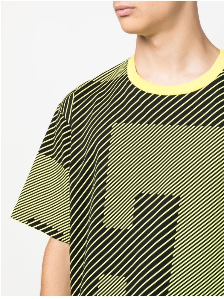 Ferrari Flunga Hologram-print T-shirt In Black