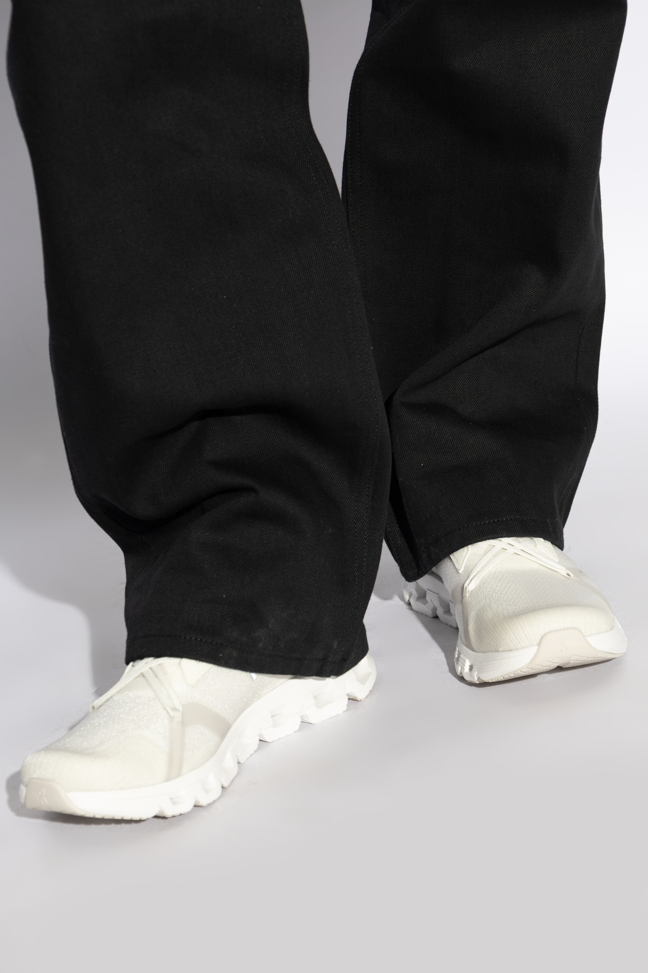 On Running Cloud X 4 Ad Running Sneakers In White