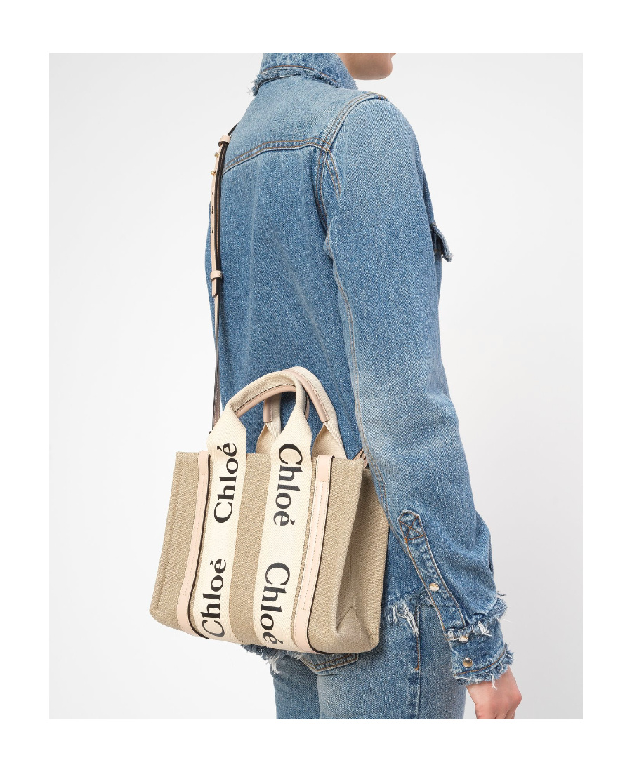 Chloé Small Woody Tote Bag In Nude