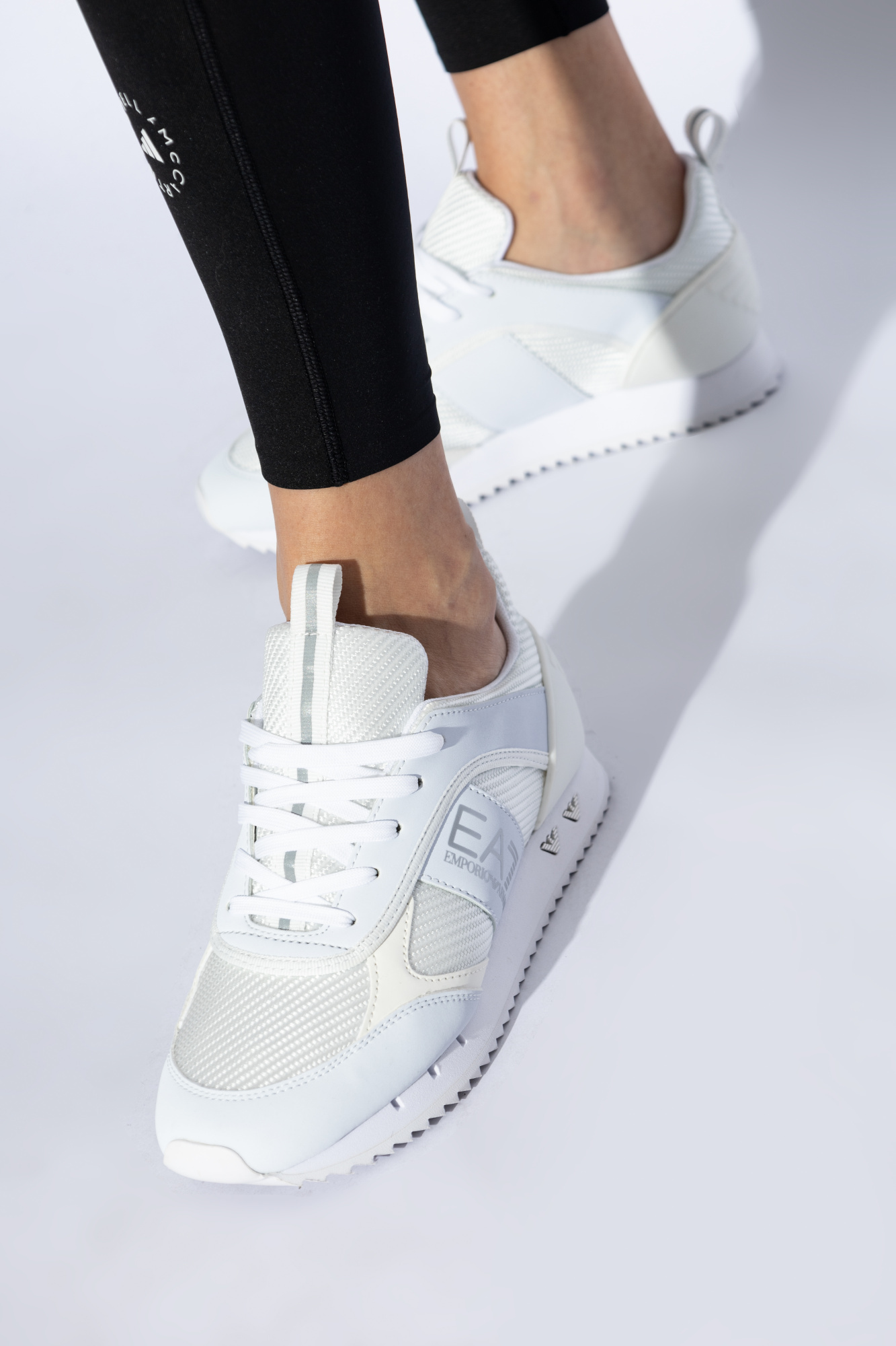 Ea7 Logo-print Trainers In White