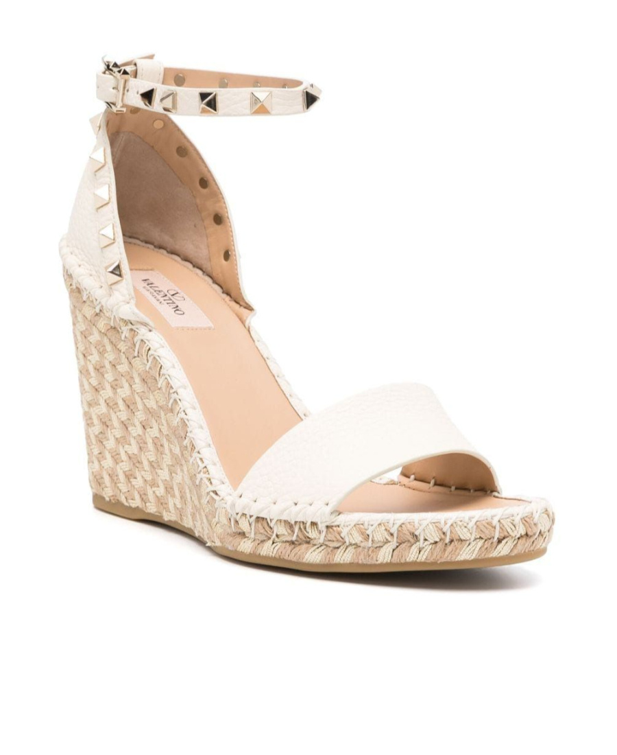 Valentino Rockstud Double T. 15/105 Wedge Espadrilles In White