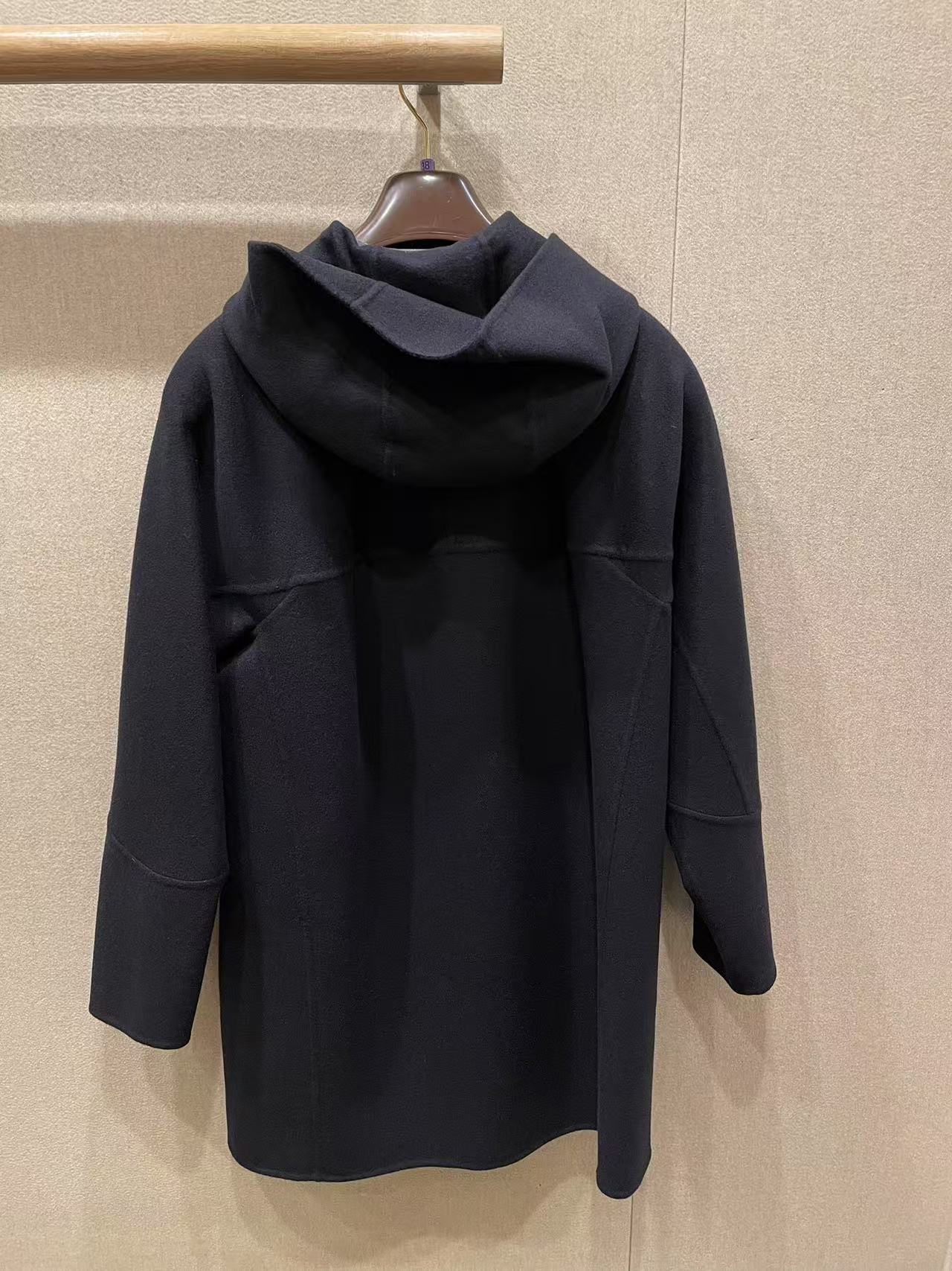 Loro Piana Kian Hooded Coat In Black