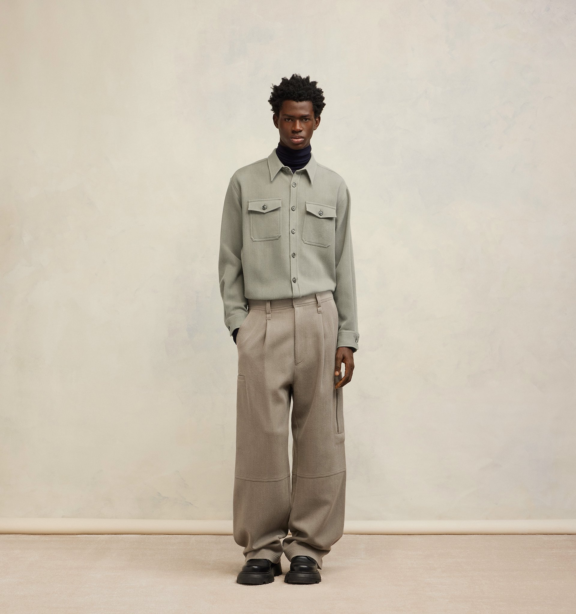 Ami Alexandre Mattiussi Ami Paris Long Sleeved Buttoned Shirt In Gray