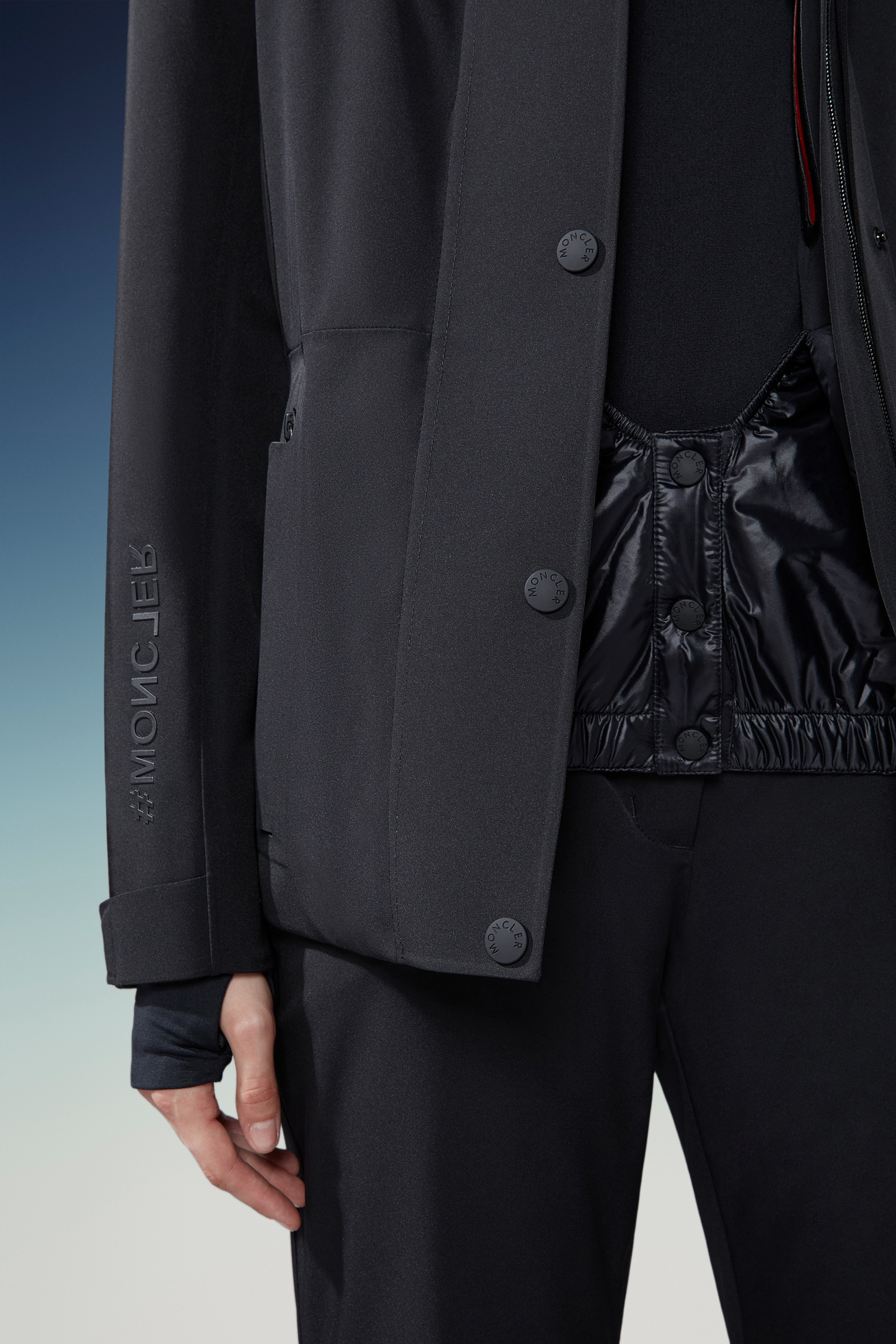 Moncler Hainet Belted Ski Jacket In Black