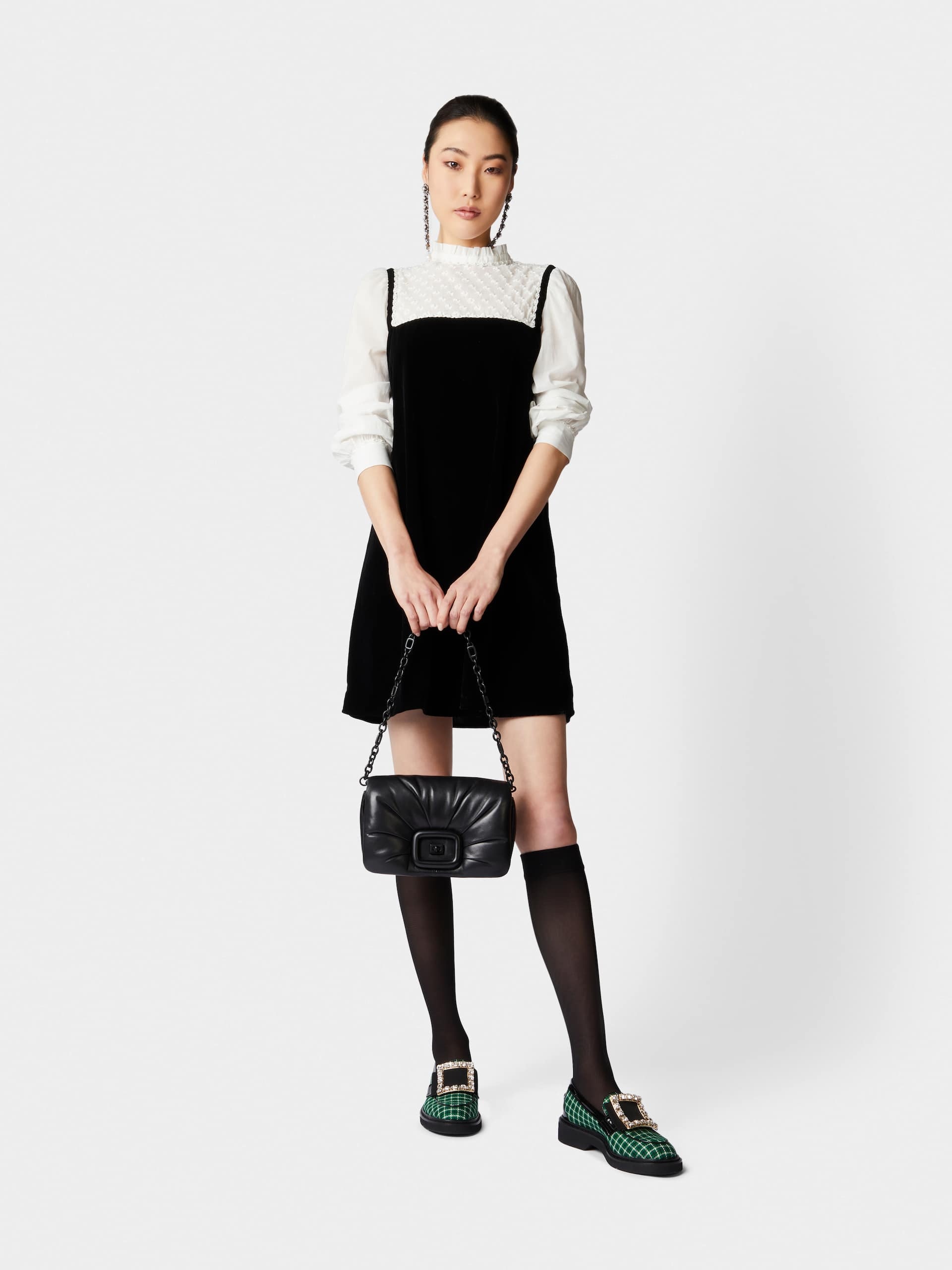 Roger Vivier Stylish Black Leather Handbag With Metal Buckle And Versatile Straps In Black