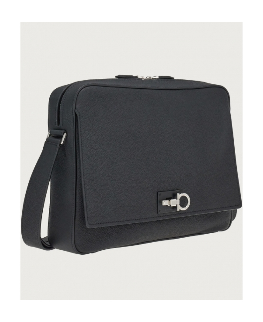 FERRAGAMO ZIPPERED SHOULDER BAG