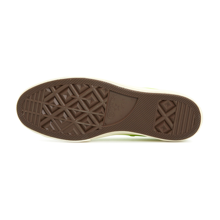 Comme Des Garçons Round Toe Sneakers In White