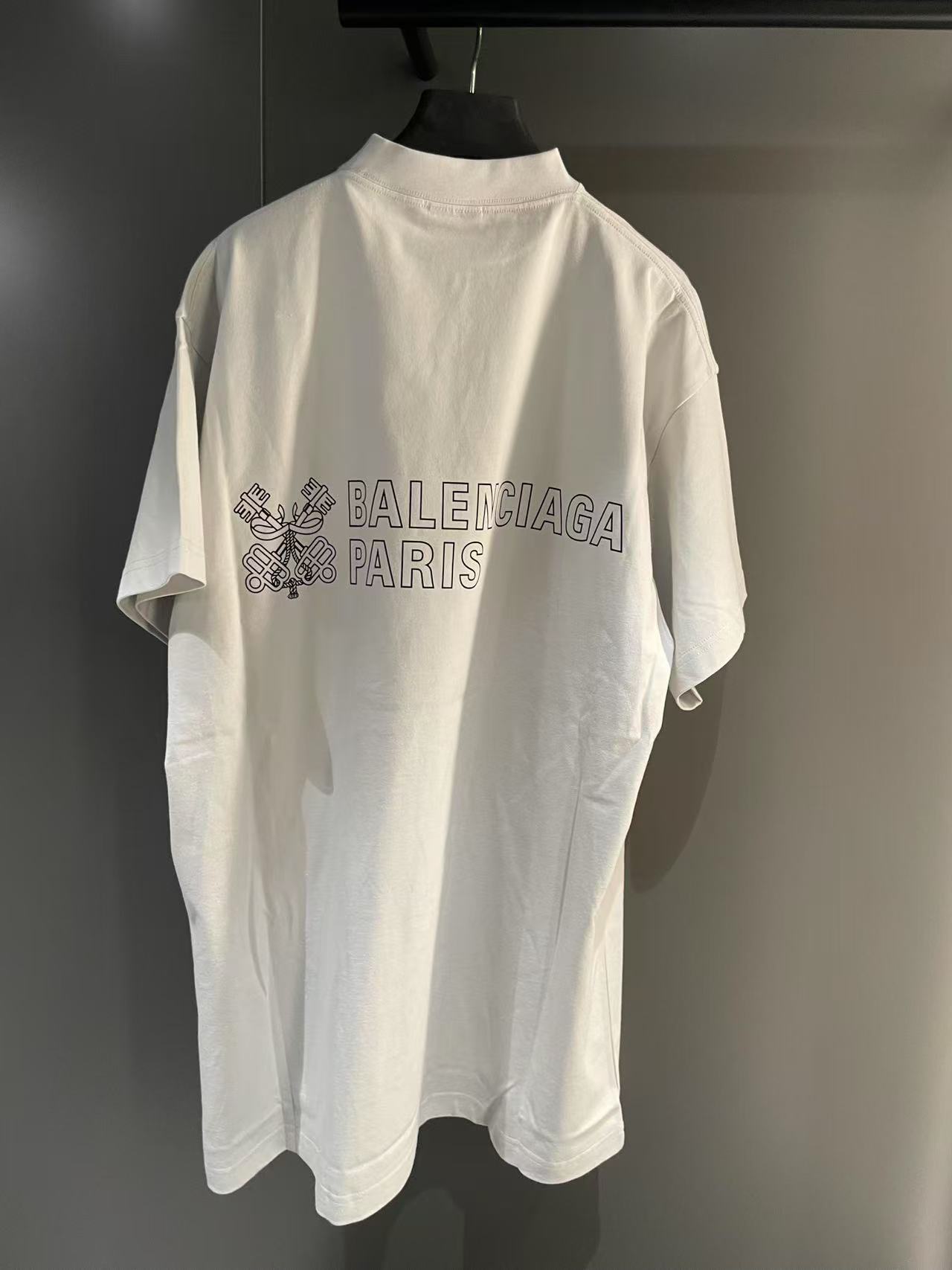 Balenciaga Key Crest Oversized T-shirt In Gray