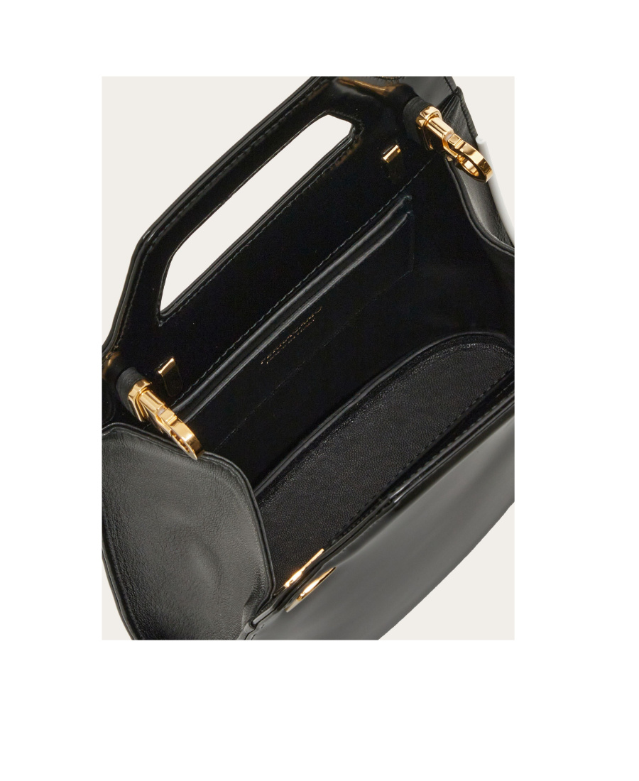 Ferragamo Salvatore Handbags In Black