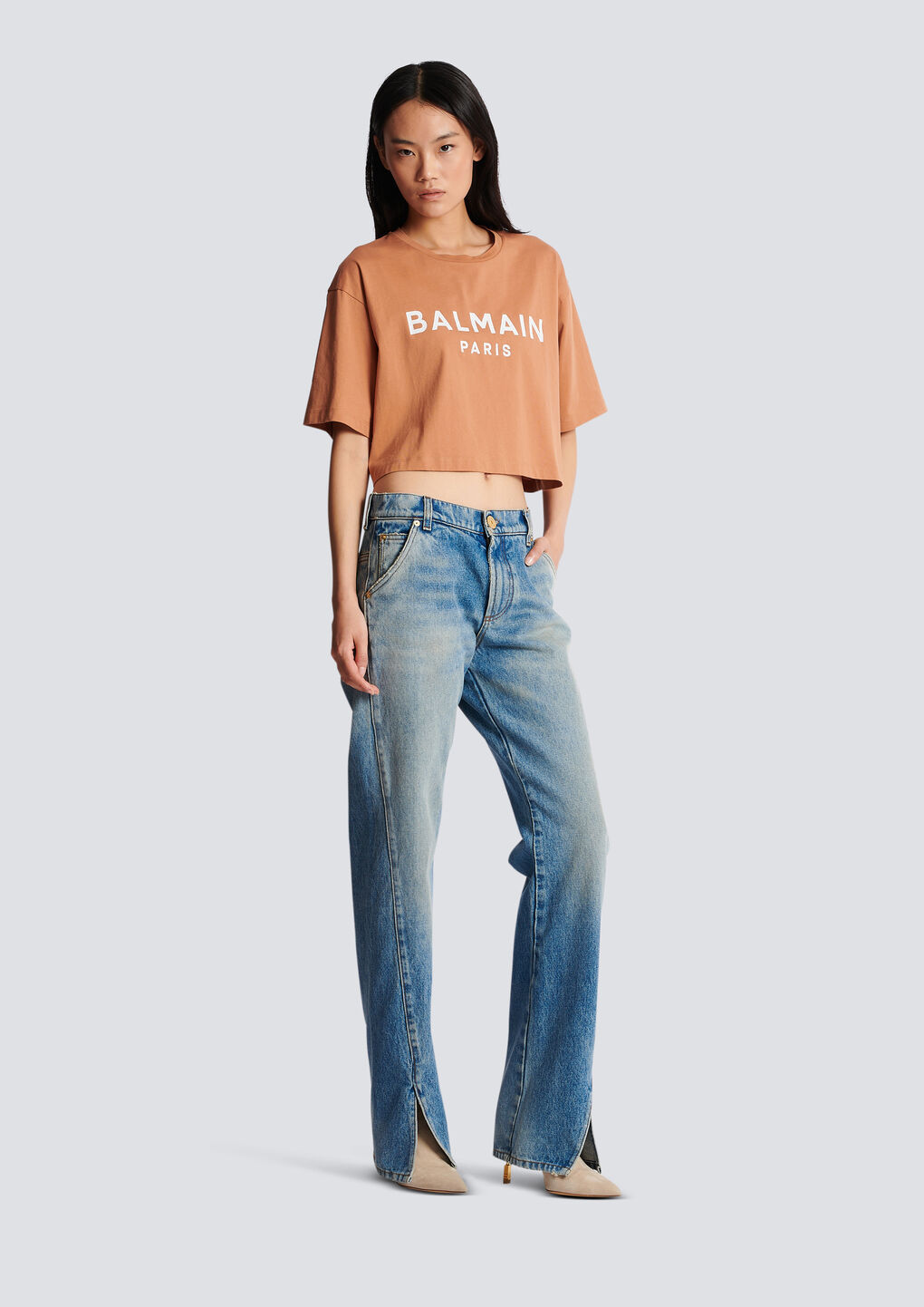 Balmain Logo-print Cropped T-shirt In Nude