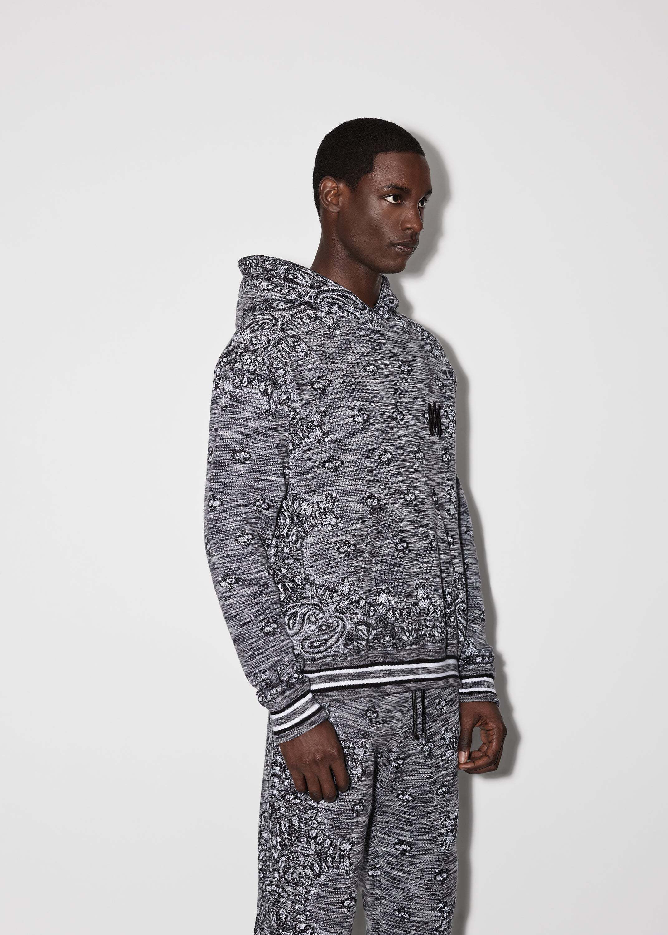 Amiri Logo-patch Pullover Hoodie In Black