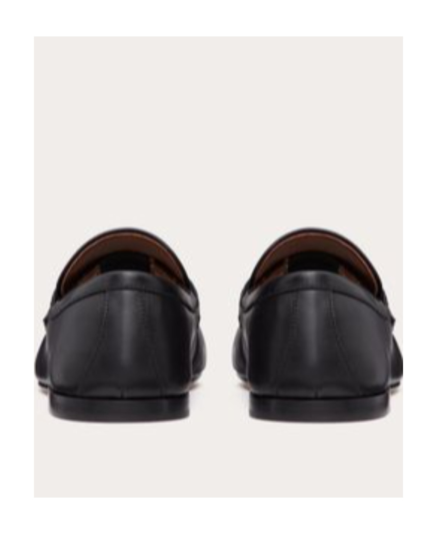 Valentino Garavani Vlogo Signature Leather Loafers In Black