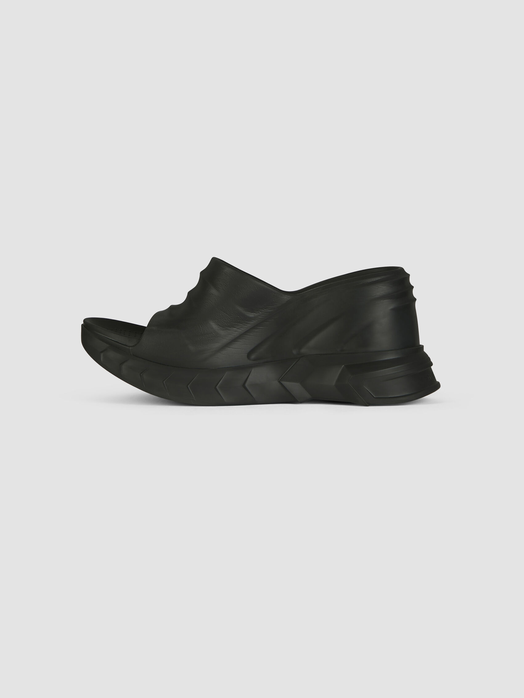 Givenchy Marshmallow 105 Platform Wedge Sandals In Black