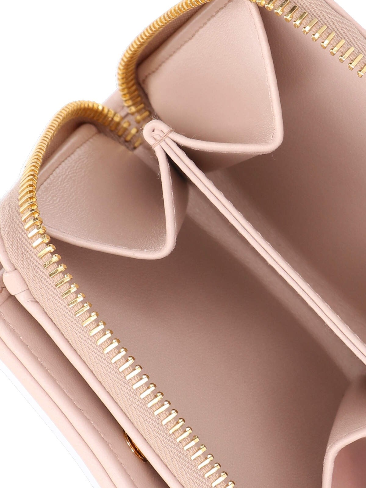 Miu Miu Matelassé Wallet In Nude