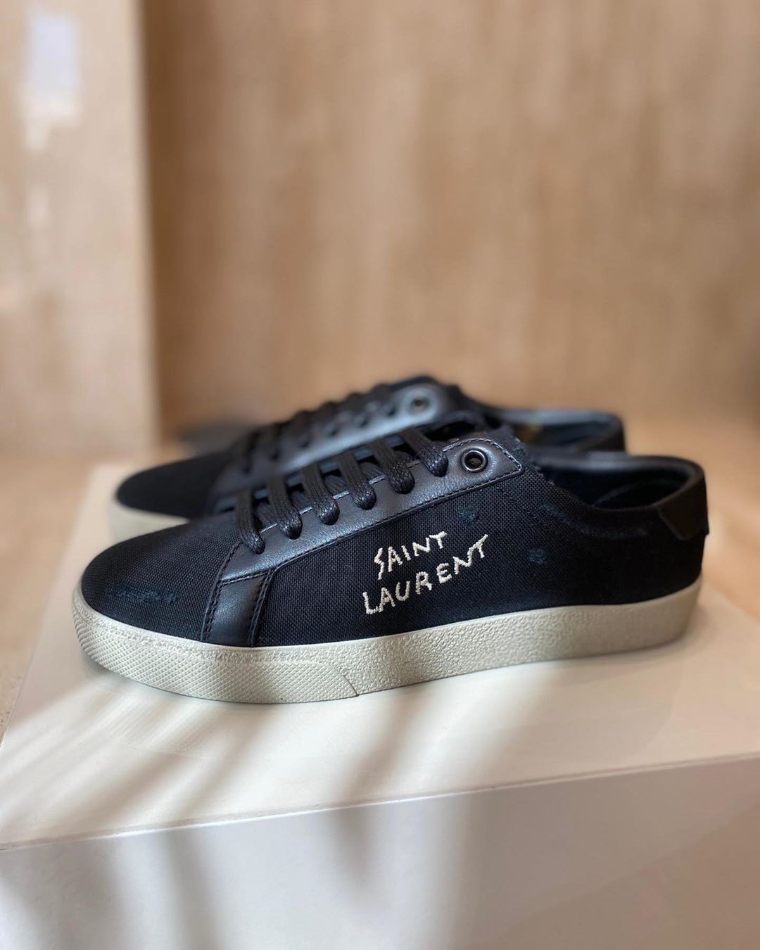 Saint Laurent Logo-print Low-top Sneakers In Black