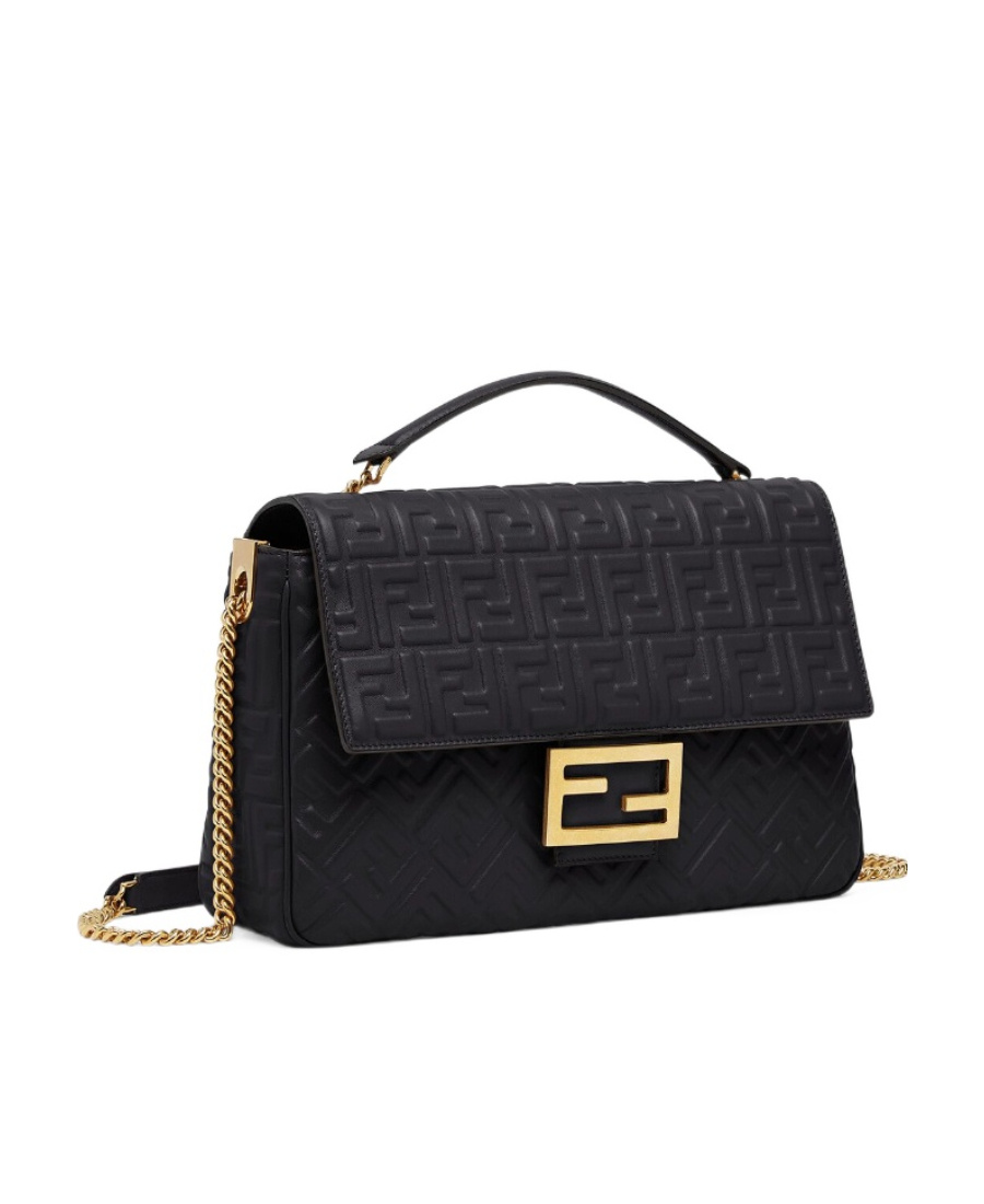 Fendi Baguette Wallet On Chain In Black