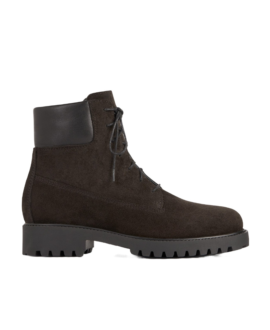Totême Round-headed Short Boots In Black