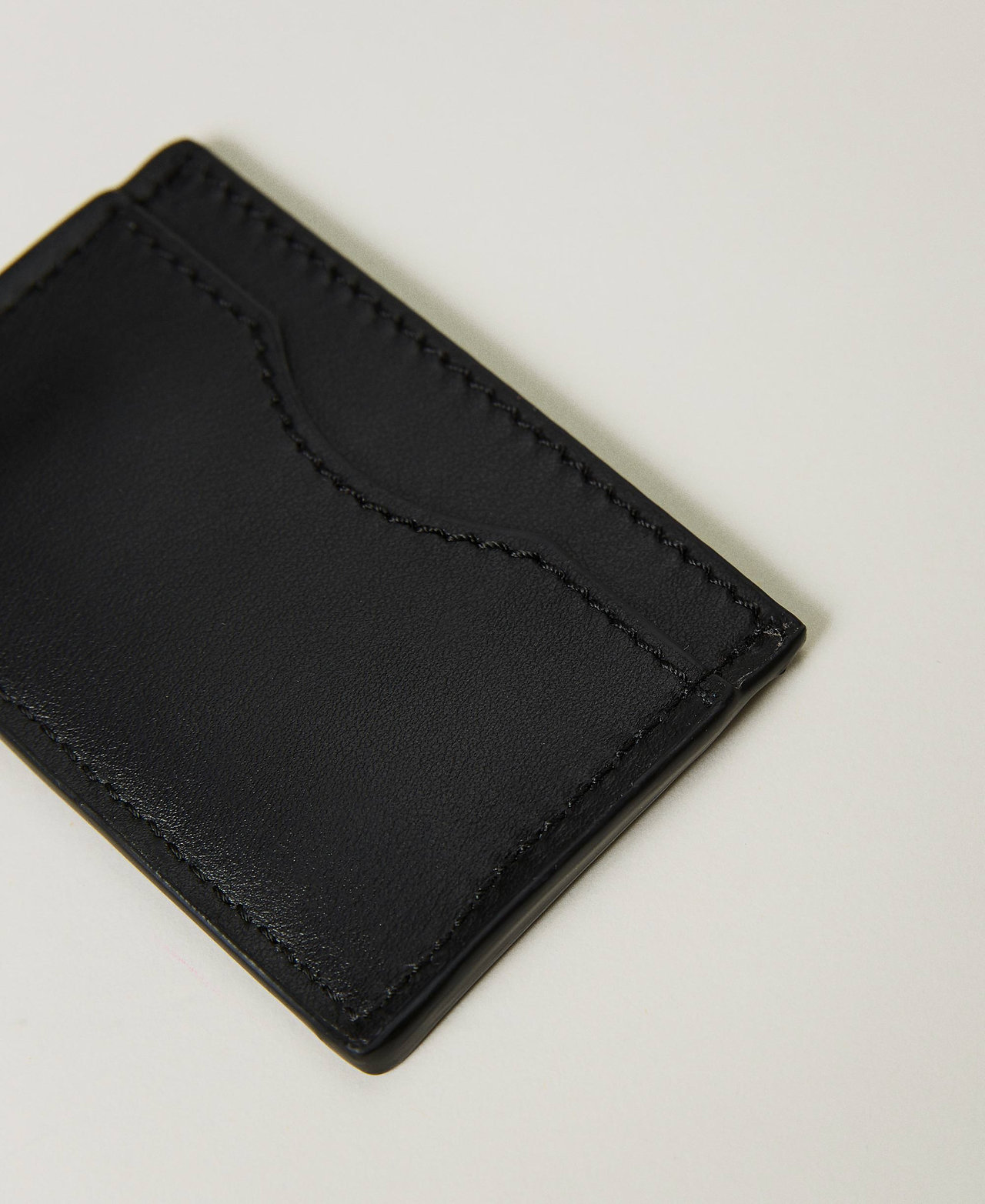 Twinset Rectangular Clip In Black