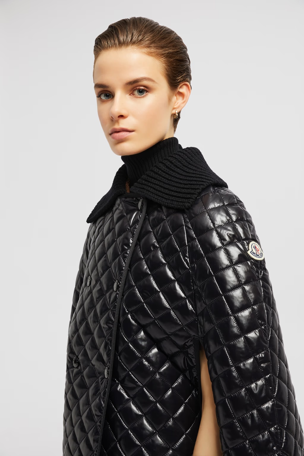 Moncler Quiletd Padded Cape In Black
