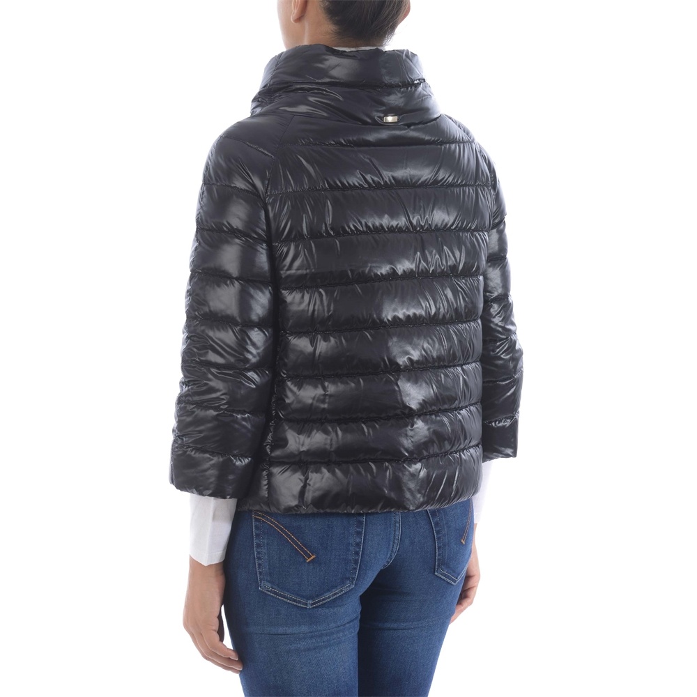 Herno Sofia Down Cape In Black