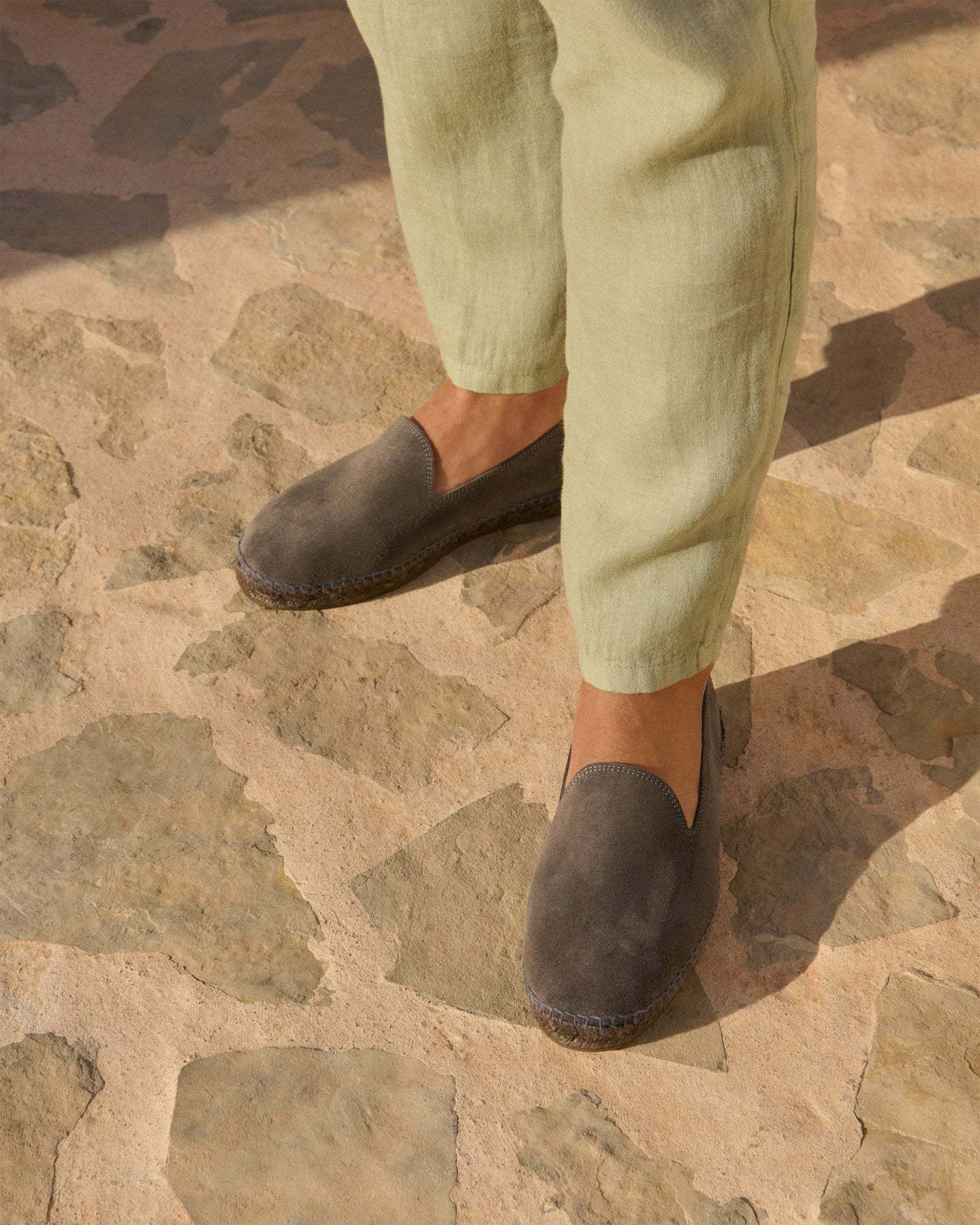 Manebi Espadrille In Suede In Black