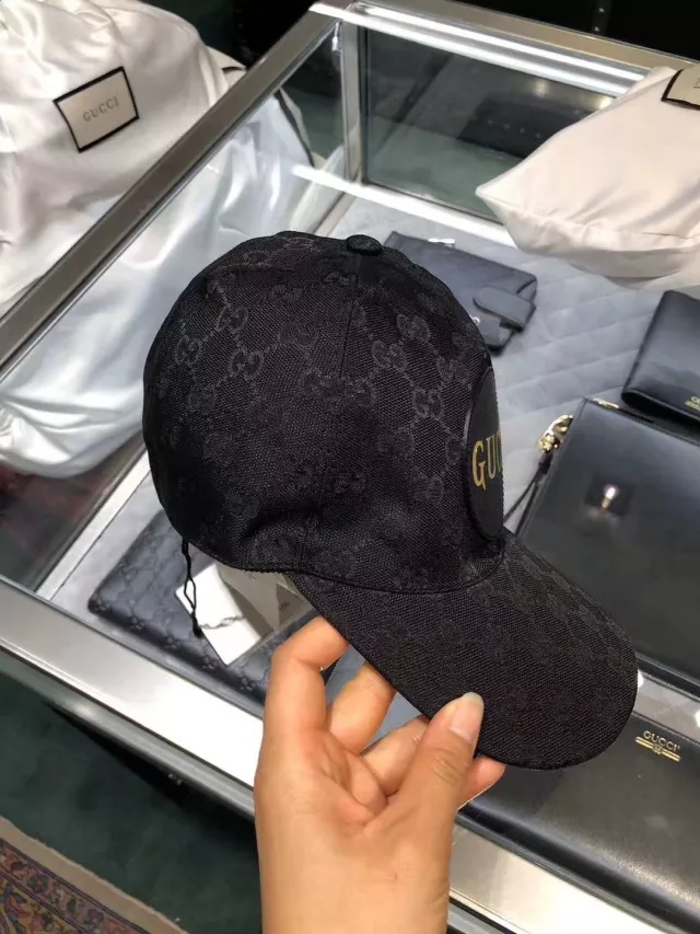 Gucci Gg Baseball Cap In Black